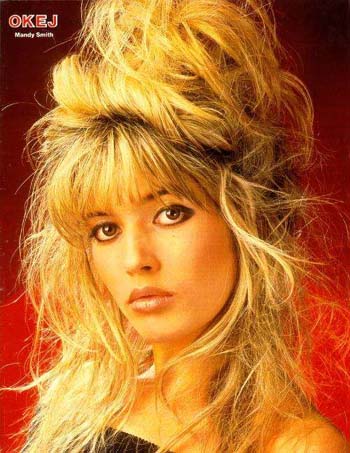 Mandy med sitt berömda hår i den svenska undomstidningen Okej 1987.