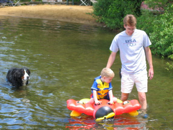 Dakota, Dad and Reese