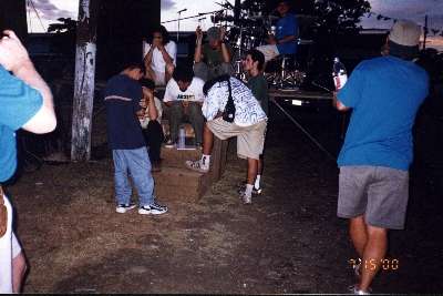 Cristocracia en Len Nicaragua, en la plaza de Sutiaba, 15 de julio del 2000