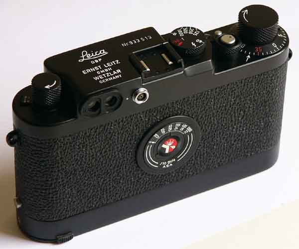  Chrome Leica IIIg refinished in black enamel