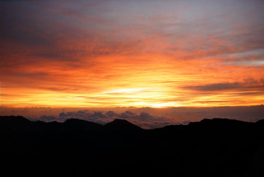 Maui Sunrise: Click to go further
