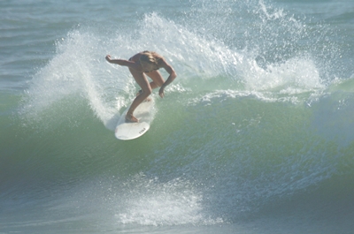 Local Pro Surfer Lauren Holland - Click pic for more