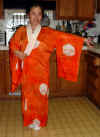 kimono1.JPG (55798 bytes)