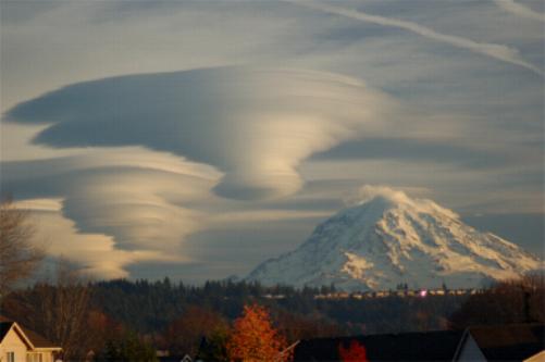 Lenticular Clouds Above Washington  Credit & Copyright: Tim Thompson 