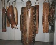 Instrumentos de percusión nativos, MOA