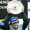 Alonso llega a Australia para rememorar el podio de 2005