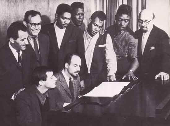 Lester Sill, Jerry Wexler, The Coasters, Ahmet Ertegun, and Jerry Leiber and Mike Stoller at the Atlantic Records office in 1959.