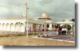 mbanggol.jpg (8084 bytes)