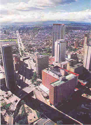 Panormica de los puentes de la 26 en el centro de Bogot