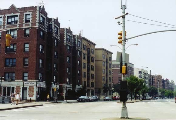 Grand Concourse at Bedford Park Blvd 7/18/1999
