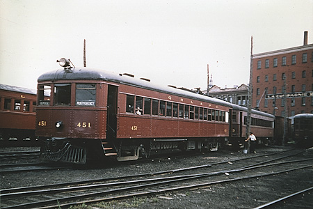 Le char 451, construit par Ottawa Car en 1930.