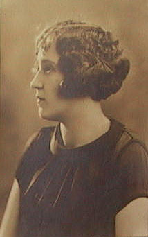 Emma Mae Patzsch, My Grandmother abt 1920