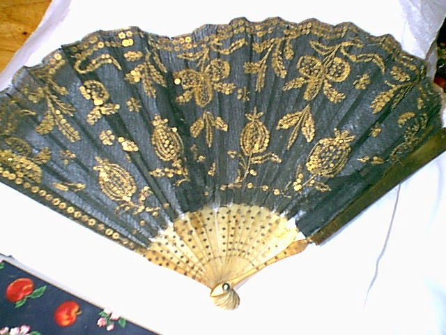 Original Mourning Fan. Atkins Collection
