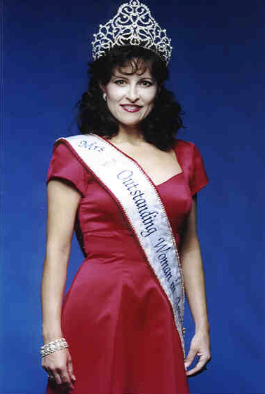 Diana Santoro, MRS OUTSTANDING WOMAN IN AMERICA 2000