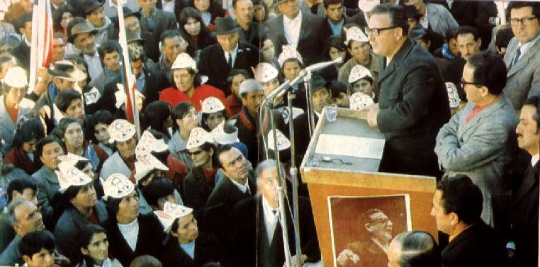 El presidente Salvador Allende durante un acto previo a las elecciones parlamentarias de 1973