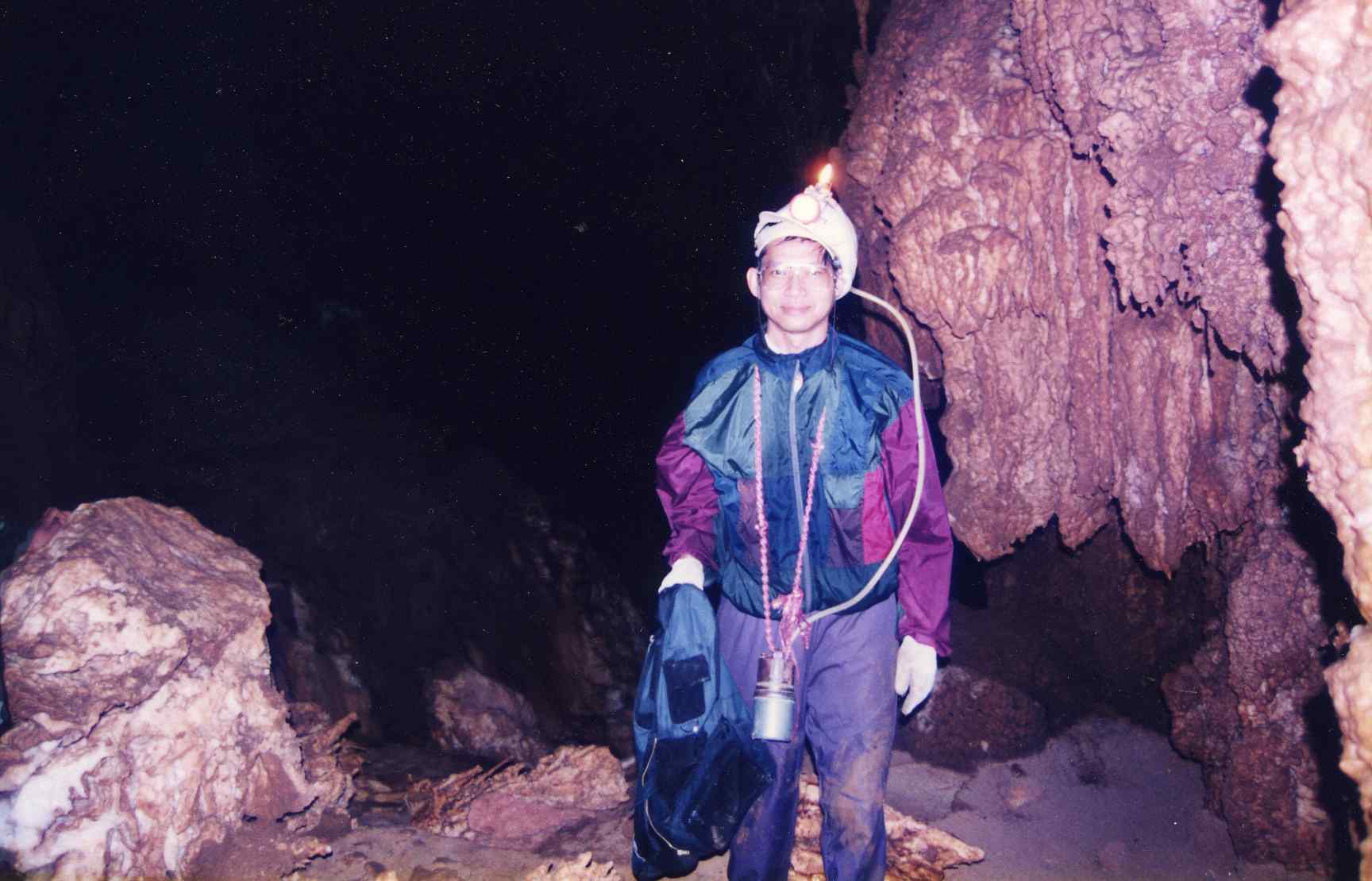 Cave Pha Mon exploration at Amphur Pang-Ma-Pha, Mae Hong Sorn Province, Thailand