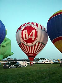 Advertising your business on a hot air balloon