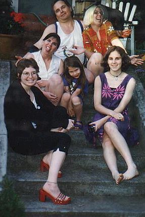 A true portrait - Sara, Me, Dad, Malia, Maiya, Ariel - 1997