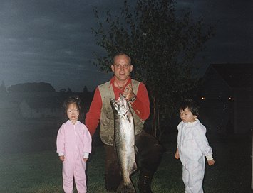Steve of Lacey, Washington brought this King, caught from the Nisqually River, home to show off to his bewildered daughters.