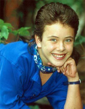 Lucy Robinson Sasha Close1987-1990 - LUCY-ROBINSON-Sascha-Close-1of