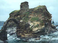 Andros : The Castle. Click to get a 800x600 version of this picture