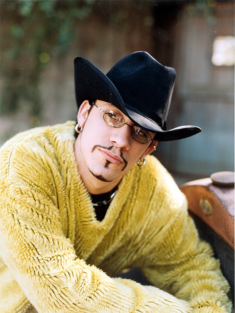 aj2.jpg (85512 bytes)