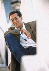 351.jpg (24387 bytes)