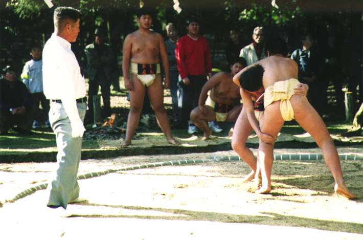 Sumo tournament during the On festival