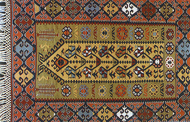 kilim2.gif (104629 bytes)