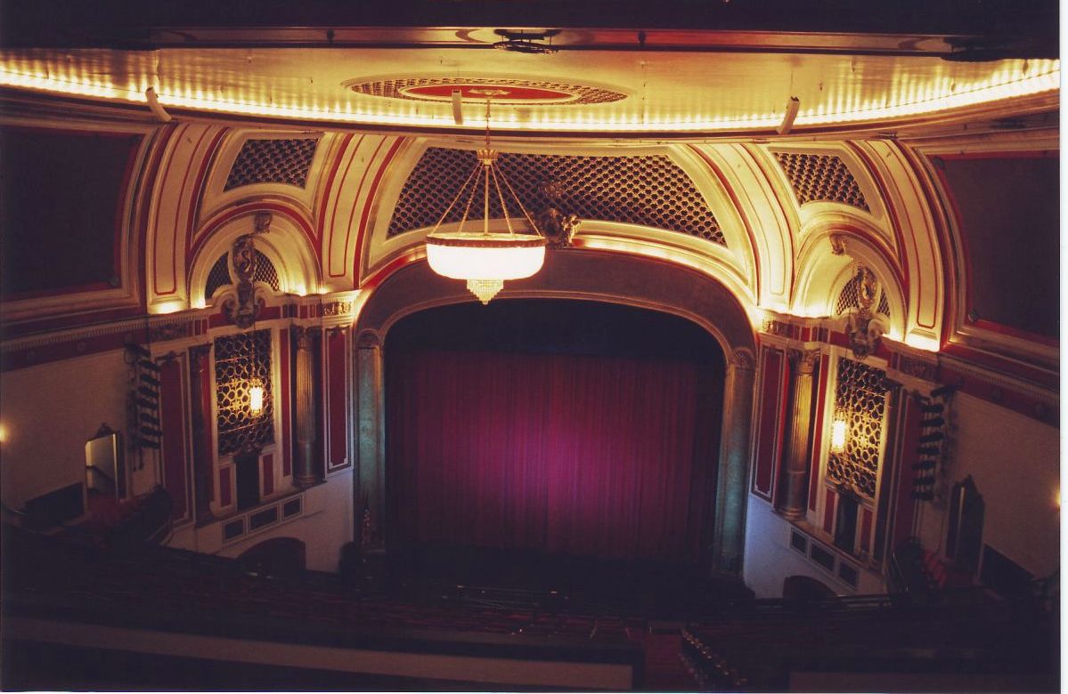 Saenger Theatre