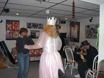 dancing_trish_glenda