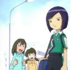 Look at those girls swoon!  Retards, why not go glomp him?