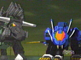 Van and Thomas are fighting Raven, while Raven attacks with the Dark Horn.