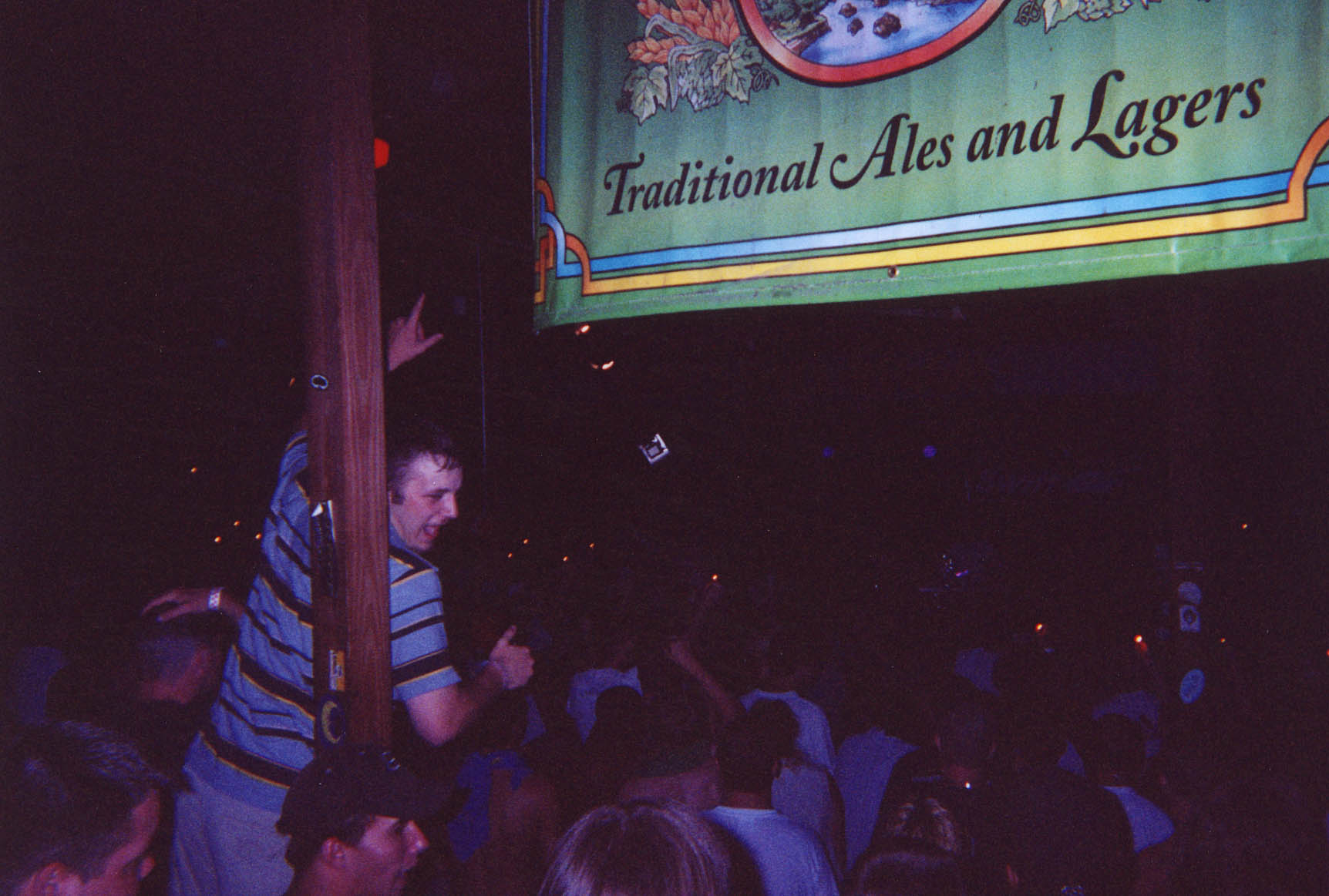 newpic8.jpg (197612 bytes)