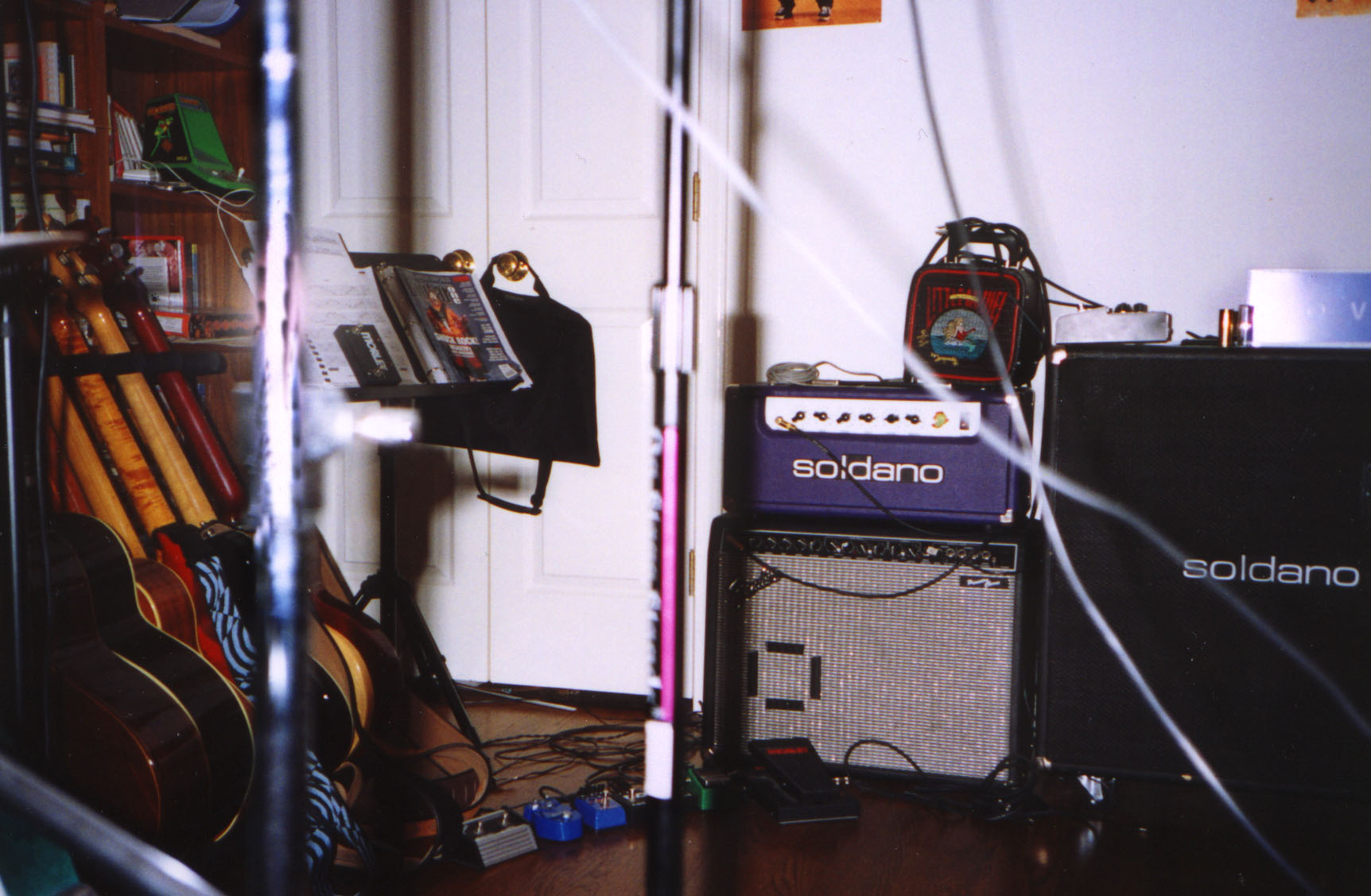 recpic4.jpg (260336 bytes)