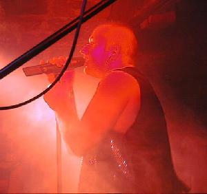 mred.jpg (9902 bytes)