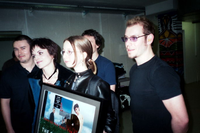 Cranberries and Axelle, the winner of the Meet and greet