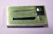 plaquette mont�e avec ses deux anches en acier