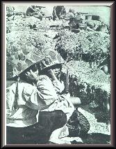 2 FRIGHTENED KOREA CHILDREN