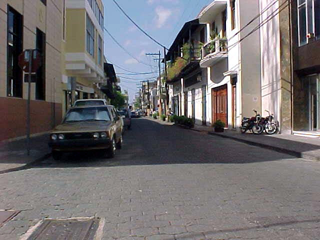 ZUGPENDEL ORIGINALCALLE Isabel la Cat&oacute;lica - NORTH-SOUTH.