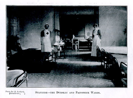 Nurses on duty at Standish, 1915