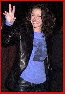 Julia Roberts. Click to visit article at Anorak!