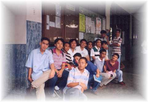 lobby.jpg (18812 bytes)