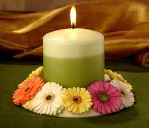 Gerbera Daisy Pillar Candle / Wine Bottle Wreath