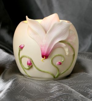 Cyclamen Votive