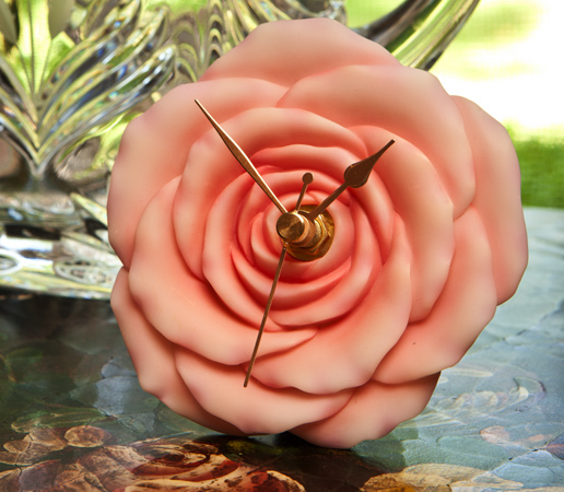 Pink Rose Clock