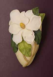Magnolia Vase Magnet