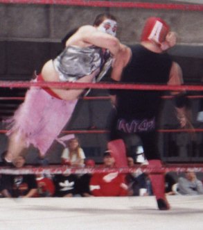 Nasty clothesline from Filthy the Clown at the Hockeytown Show in Fairborn, Ohio.