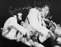 osmondsAA.JPG - 6296 Bytes