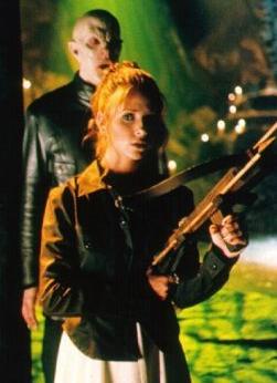 Buffy (Sarah Michelle Gellar) and The Master (Mark Metcalf)